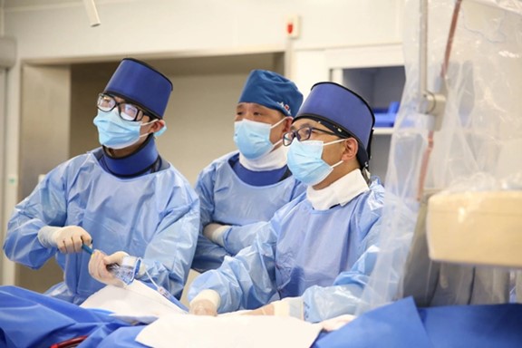 手術現場。重慶松山醫院供圖