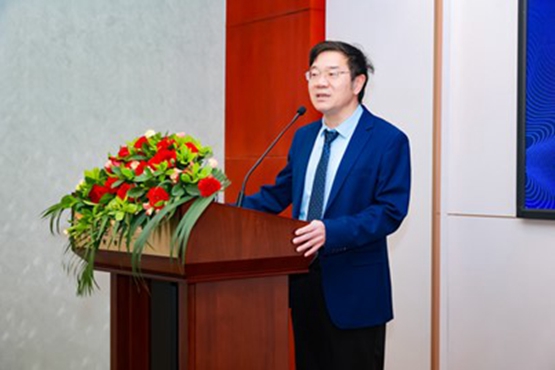 趙敏致辭。重慶眼視光眼科醫院供圖