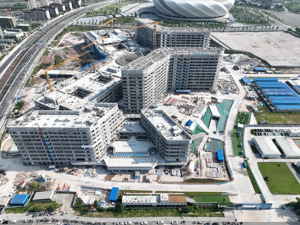 武漢協和重慶醫院項目航拍。中建八局供圖