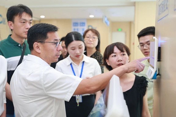 調研現場。重慶西區醫院供圖