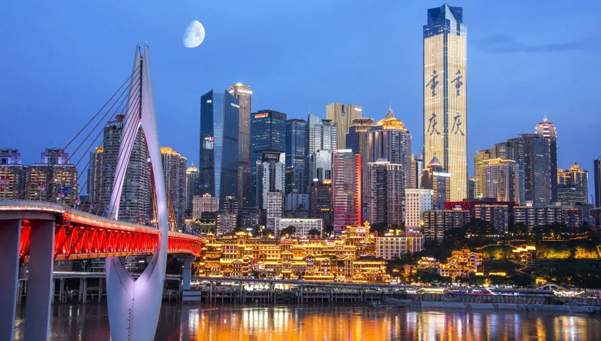 重慶渝中區夜景。 渝中區文化旅游委供圖 唐安冰攝