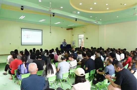 活動現場。重慶愛爾兒童眼科醫院供圖