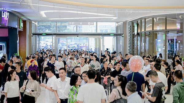 云領天街開業現場。重慶龍湖供稿