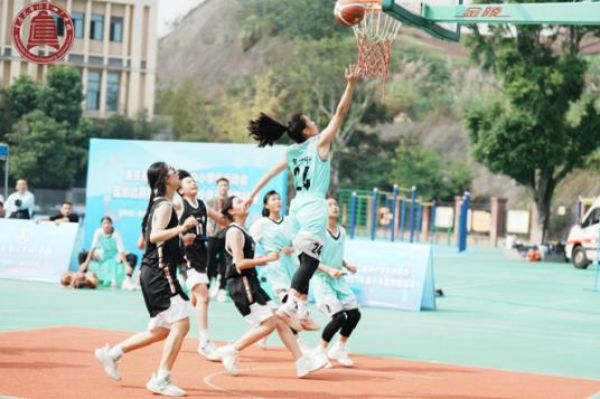 籃球比賽?？茖W城白市驛一中供圖