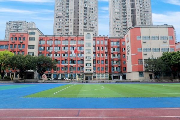 九龍坡區第一實驗小學教育集團總校（西郊校區）。九龍坡區實驗一小供圖