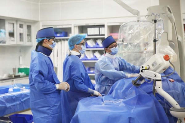 手術現場。重慶松山醫院供圖