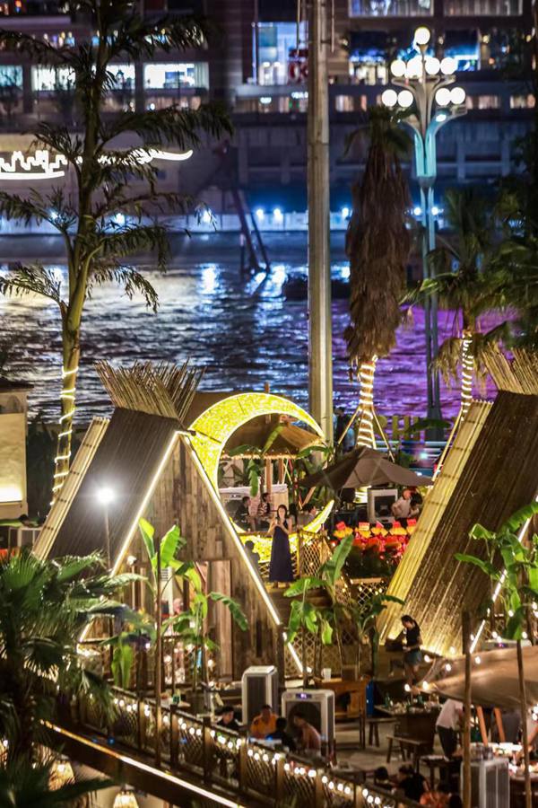 南濱路氛圍感十足?！伴L江之眼”觀景臺供圖