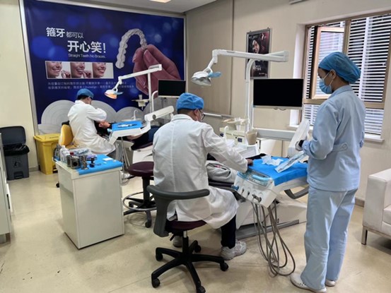 檢查畫面。泰康拜博口腔供圖