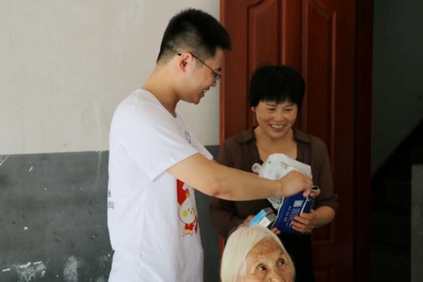社會調研活動現場。重慶醫科大學附屬第二醫院供圖
