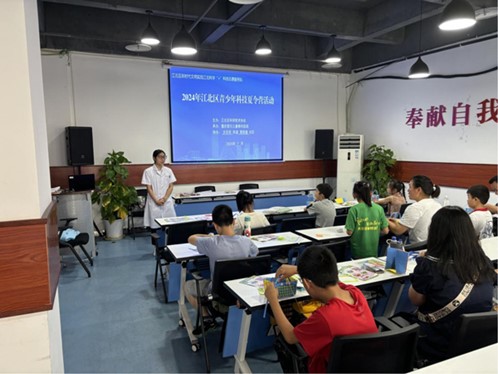 活動現場。重慶愛爾兒童眼科醫院供圖