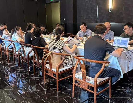 會議現場。重慶普瑞眼科醫院供圖