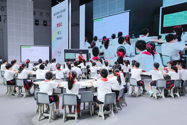 研討活動現場。九龍坡區教師進修學院供圖