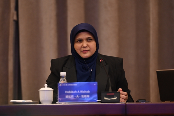 馬來西亞理科大學副校長哈比巴·A·瓦哈布發言。鄒樂攝