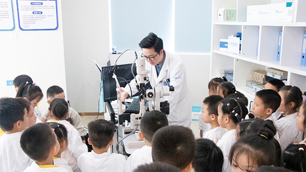 活動現場。華廈渝州眼科醫院供圖