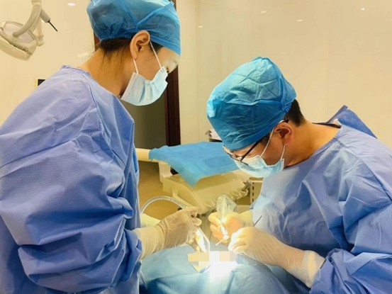 手術現場。泰康拜博口腔供圖