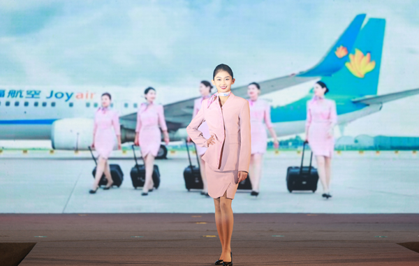 航空公司制服秀。曾英豪攝