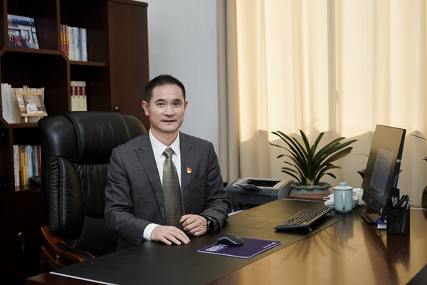 重慶市精神衛生中心黨委書記鐘吉元。重慶市精神衛生中心供圖