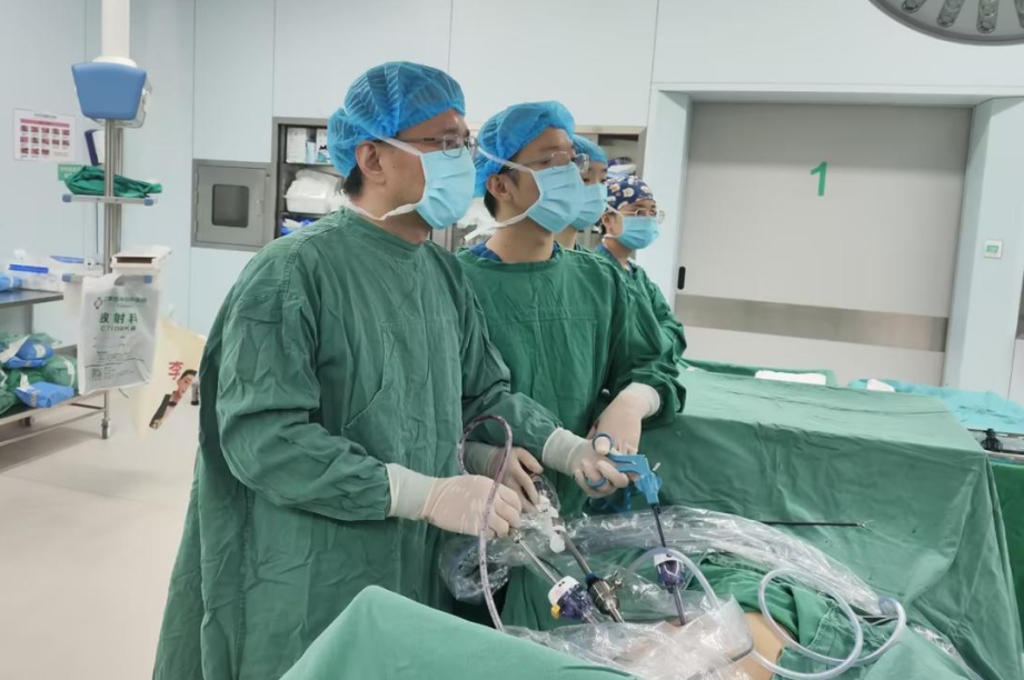 手術現場。重慶松山醫院供圖