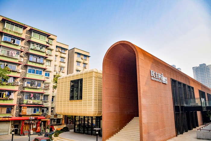 菜市場即將投入使用。曹鳴鷗攝