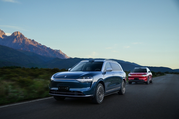 問界M9。賽力斯供圖