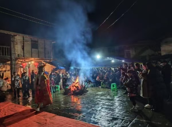 川劇變臉。西南大學鄉村振興戰略研究院供圖