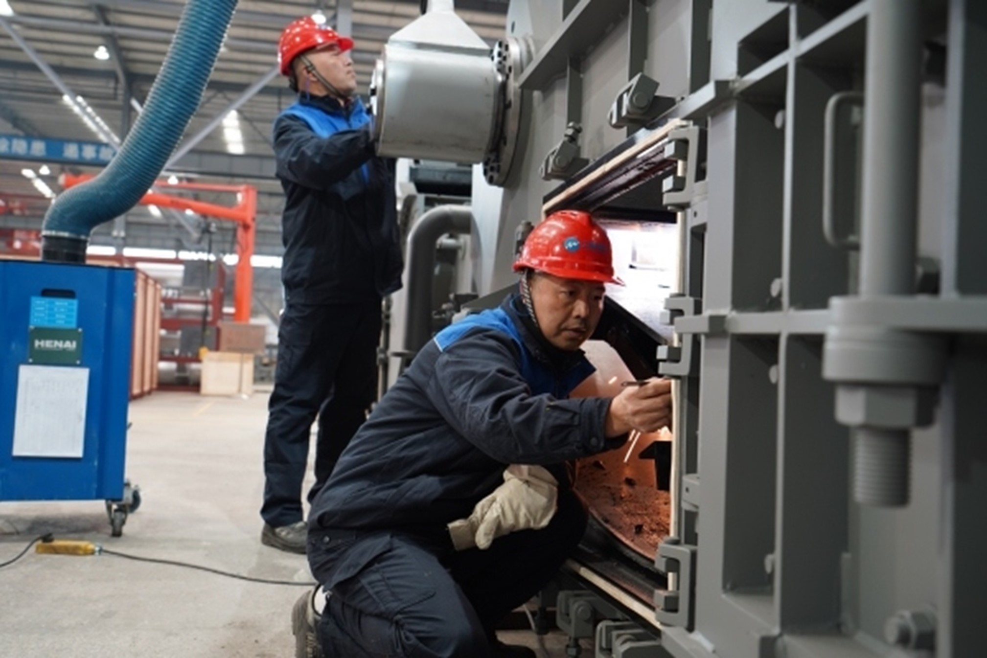 重慶三峰環境集團股份有限公司火熱開工。大渡口區融媒體中心供圖