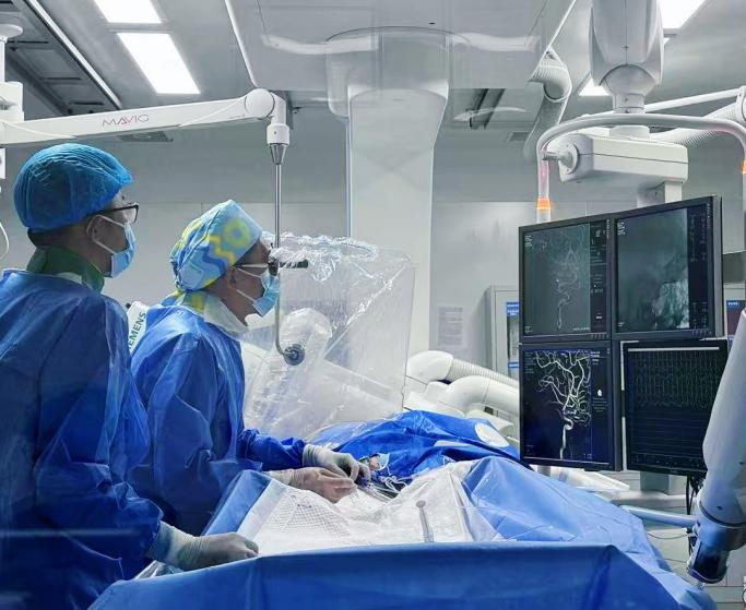 手術中。重慶西區醫院供圖