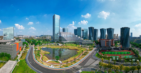 渝北區仙桃國際大數據谷海綿示范片區云湖。重慶市住房城鄉建委供圖