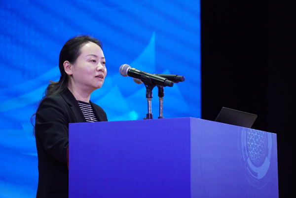 黃可欣致辭。重慶一中供圖