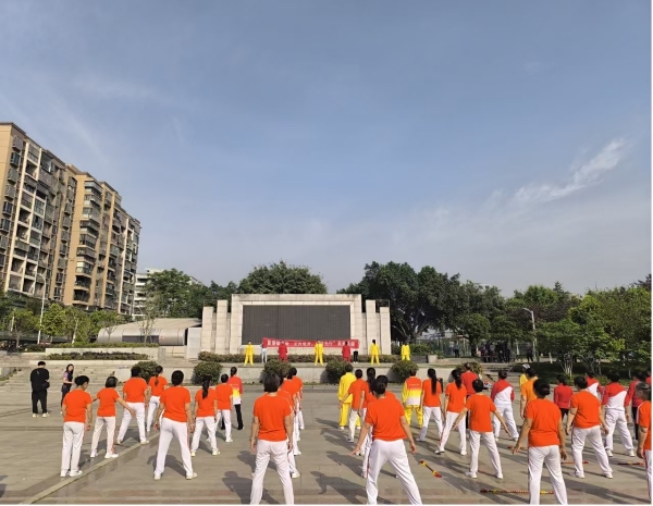 江北復盛鎮舉行老年人體育健身活動。復盛鎮供圖