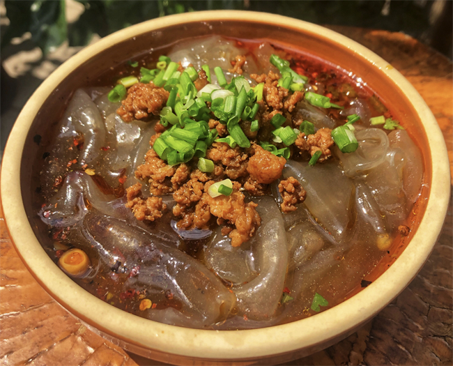 武隆苕粉。武隆喀斯特旅游公司供圖