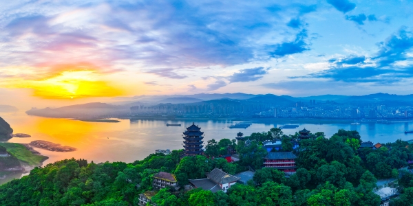 豐都城市風景。王雄偉攝