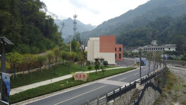 咸宜鎮咸宜社區桂花街路面風貌。咸宜鎮供圖