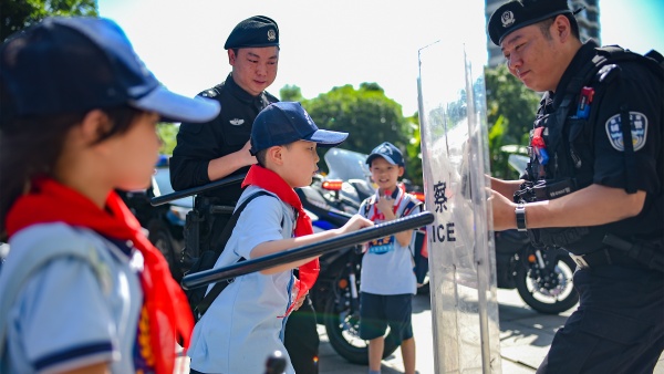 活動現場。南岸區公安分局供圖