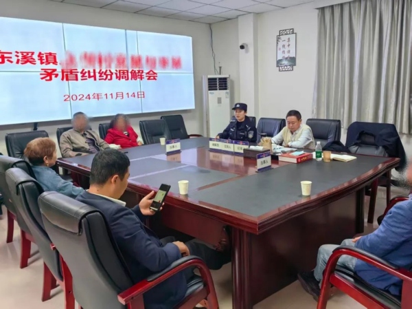 現場調解矛盾。受訪單位供圖