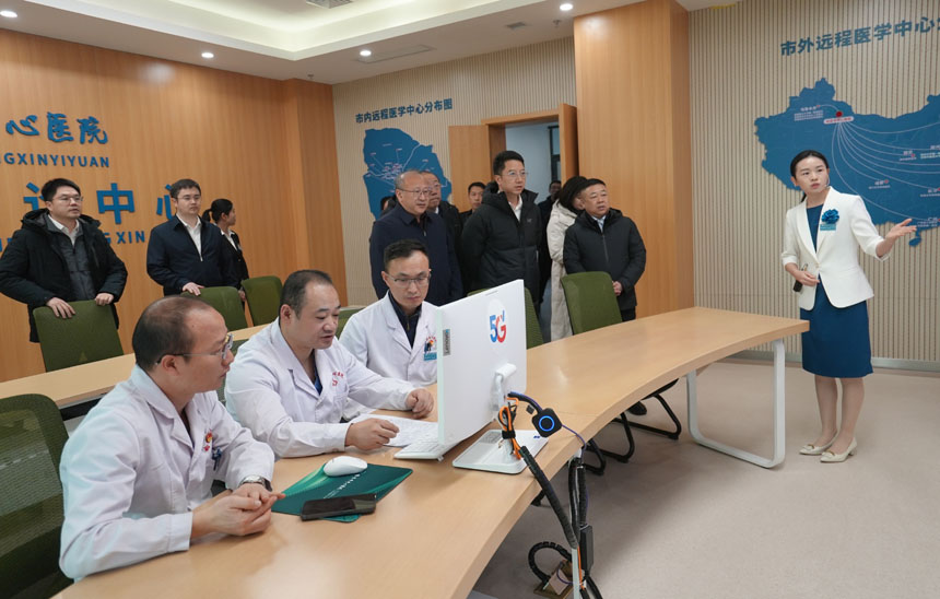 重慶與新疆哈密市中心醫院實現數字化醫檢互認，方便和惠及群眾。 受訪者供圖