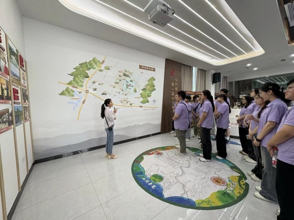 調研活動。重慶科技大學石油與天然氣工程學院供圖