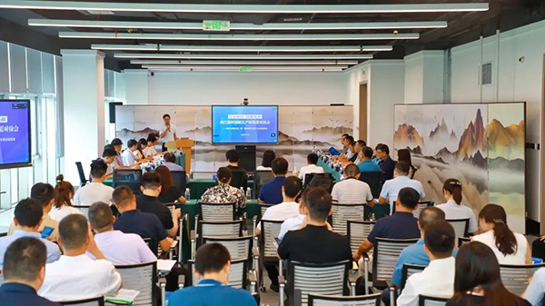 對接會現場。鄒冰怡攝