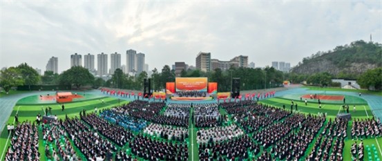 2024年“榜樣力量”大思政主題活動暨新時代好少年發布會在重慶八中宏帆中學舉行。江北區委宣傳部供圖