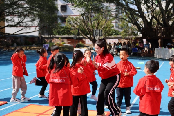 豐都縣豐美課堂教學技能競賽現場。豐都縣教委供圖