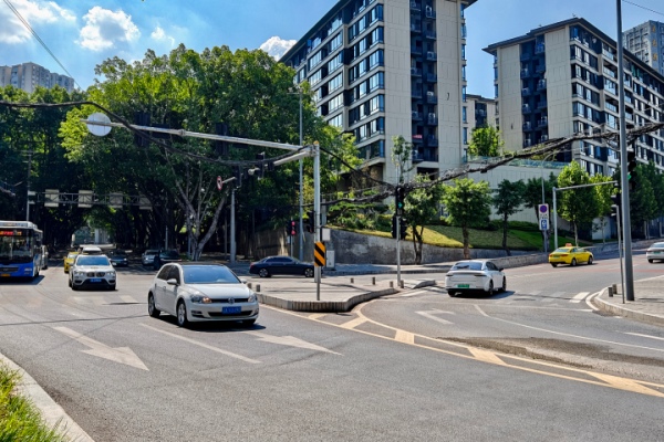 優化后的灘子口片區交通現狀。曹鳴鷗攝
