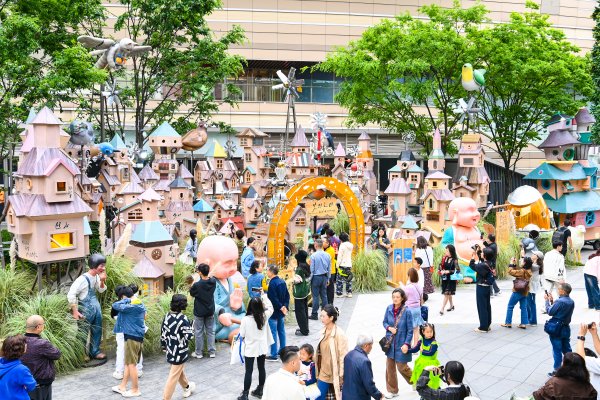“荒野之國”全國巡展首站在重慶光環購物公園。張瑋真攝