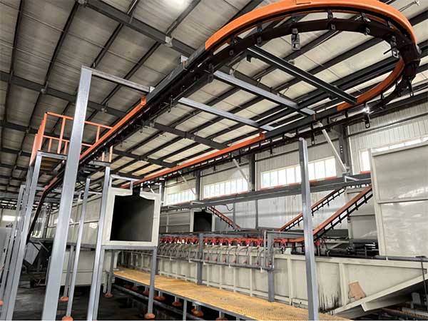 重慶市悅鵬傘業有限公司制造生產線。恒豐銀行重慶分行供圖