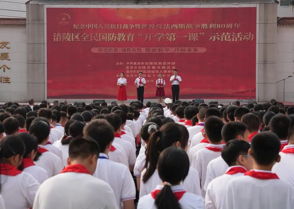 “開學第一課”示范活動現場。何乾健攝