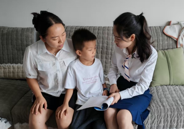 家訪現場。合川巴蜀小學供圖