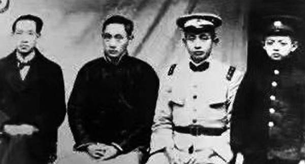 左起： 吳玉章、吳建中（吳嘀曾祖）、吳鳴和（又名吳鳴鶴）。圖片由吳嘀提供