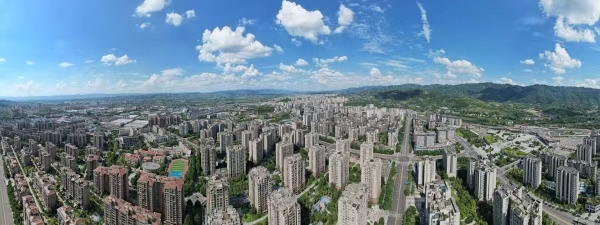 梁平城區。向成國攝