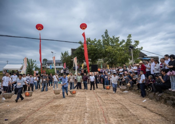 趣味運動會現場。王傳貴攝