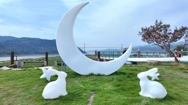 南坪壩島秋意濃。麻柳嘴鎮供圖