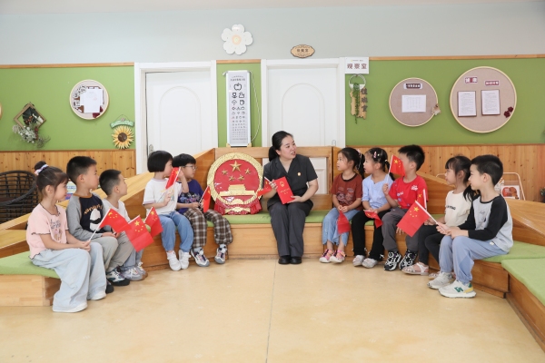 法制教育進幼兒園。受訪單位供圖